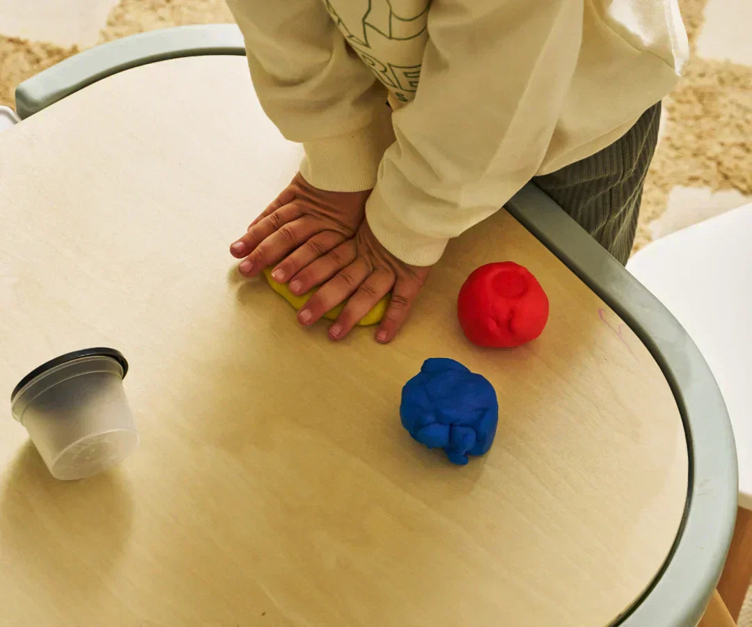 Motricité fine chez l'enfant : favoriser la dextérité des doigts par le jeu